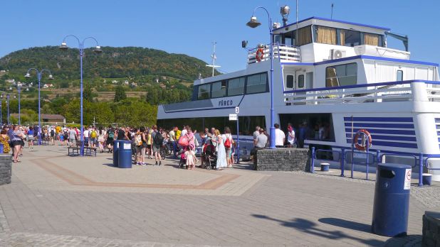 Nyaranta sok turista látogat el Badacsonyba